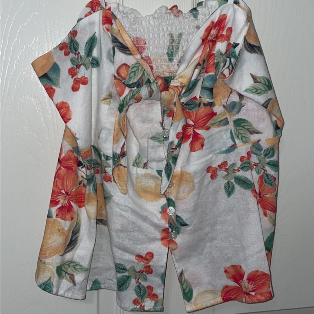 Brand new Sofia Jeans noodle strap summer tank top